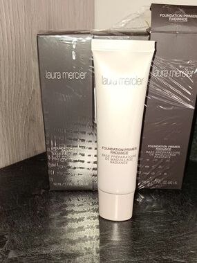 $15 3pk laura mercier Radiance Foundation Primer - White/Neutral